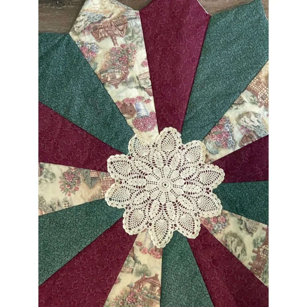 Green Red Lace Christmas Dresden Handmade Plate Quilt Block 32